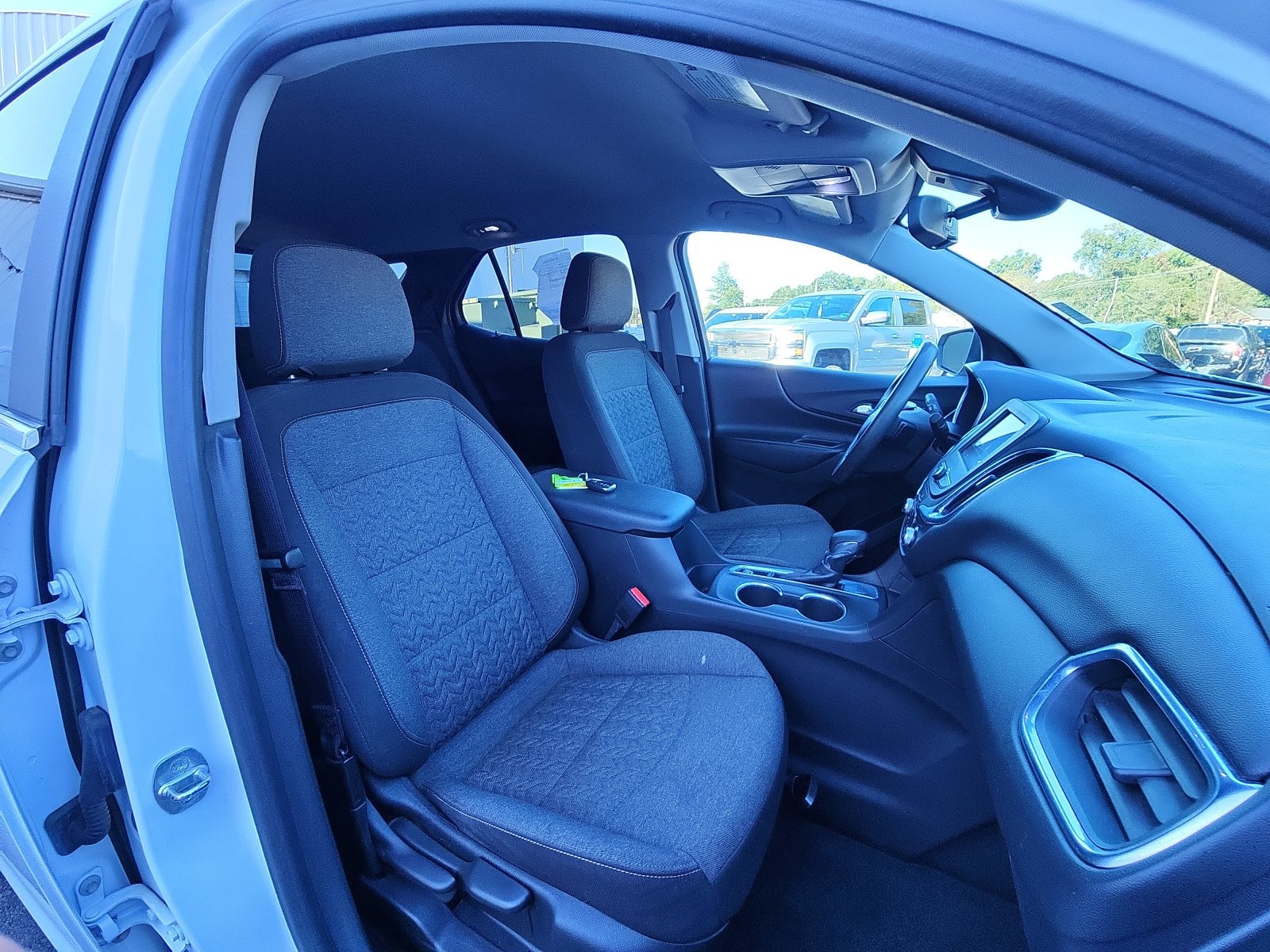 Used 2022 Chevrolet Equinox LT FWD image 23
