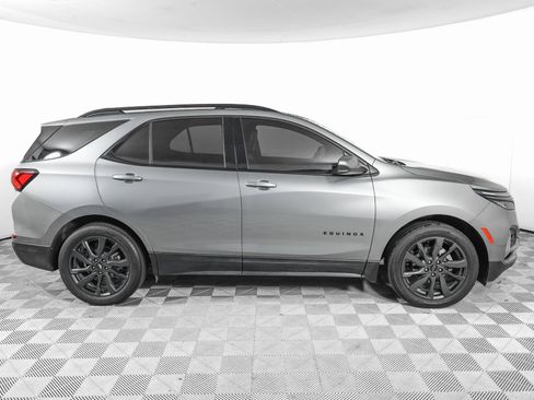 Used 2023 Chevrolet Equinox RS image 4