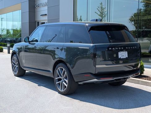 New 2026 Land Rover Range Rover Long Wheelbase SE AWD/4WD image 3