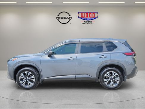 Used 2023 Nissan Rogue SV FWD image 5