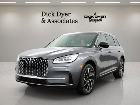 Used 2024 Lincoln Corsair Reserve w/ Equipment Group 201A image 6