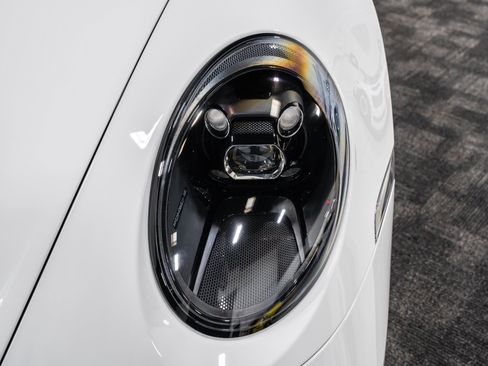 Used 2022 Porsche 911 GT3 RWD image 17