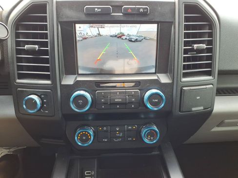 Used 2019 Ford F150 XL w/ Equipment Group 101A Mid AWD/4WD image 14