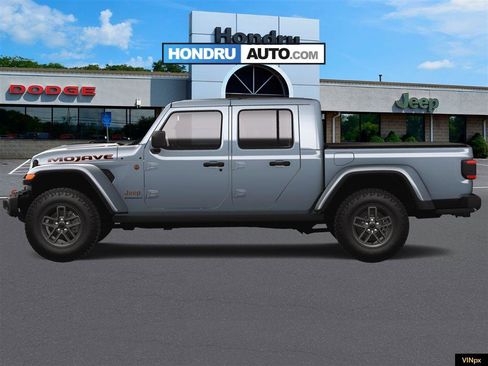 New 2025 Jeep Gladiator Mojave image 3