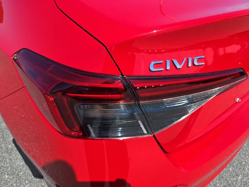 Used 2024 Honda Civic LX image 32