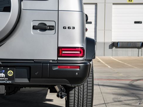 Used 2026 Mercedes-Benz G 63 AMG 4MATIC image 11