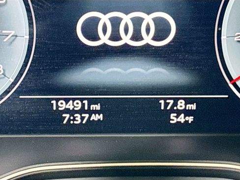 Used 2023 Audi Q5 2.0T Prestige w/ Prestige Package image 14