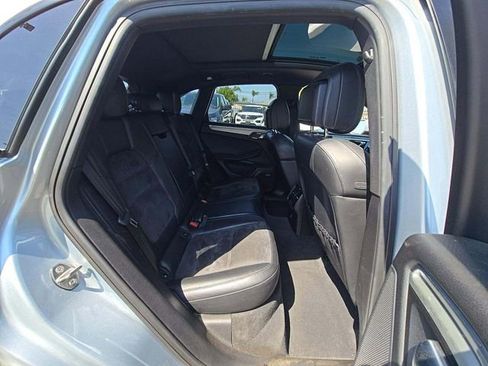 Used 2018 Porsche Macan GTS w/ Premium Package Plus image 8