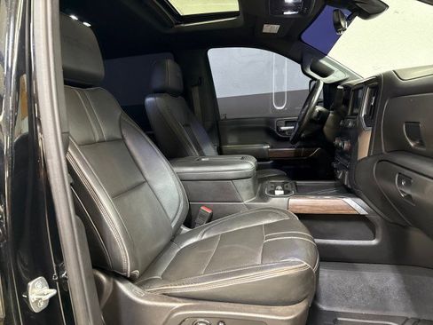 Used 2022 Chevrolet Silverado 3500 High Country w/ Z71 Off-Road Package image 58