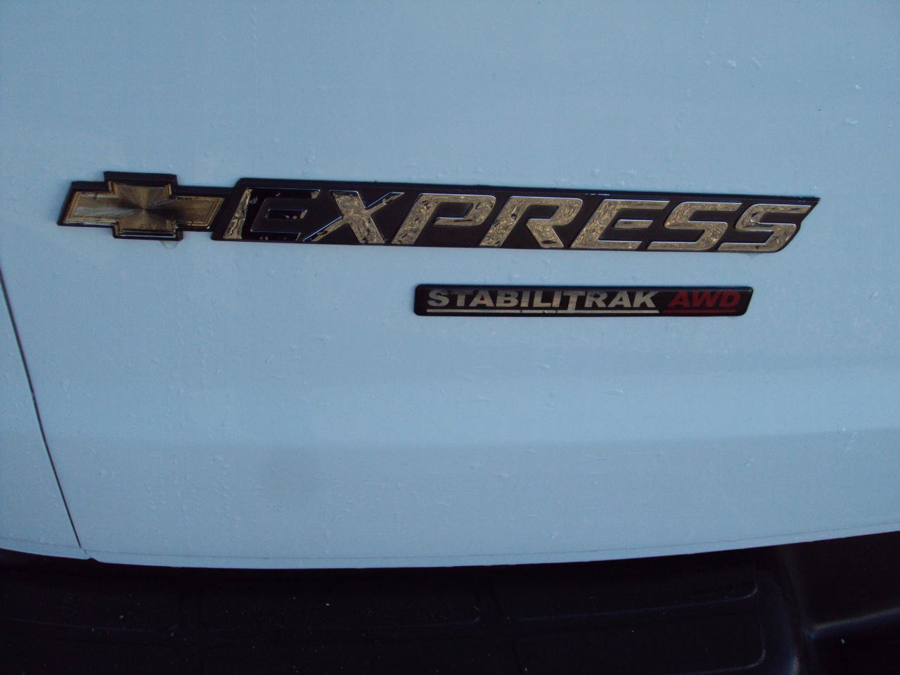 Used 2014 Chevrolet Express 1500 AWD image 38