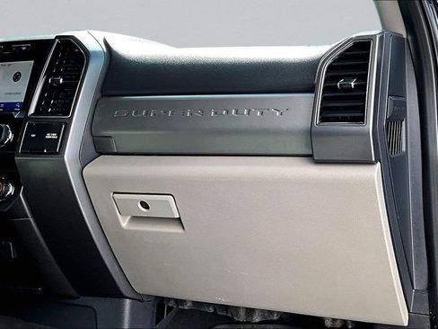 Used 2022 Ford F250 XLT w/ XLT Value Package AWD/4WD image 24