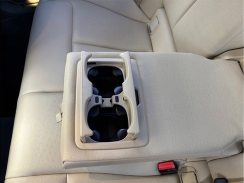 Used 2018 BMW 330i Sedan w/ Convenience Package image 36