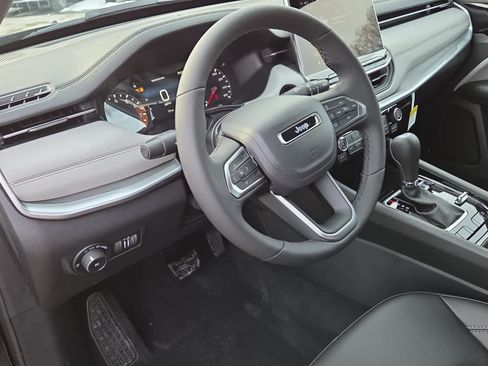 New 2026 Jeep Compass Limited image 17