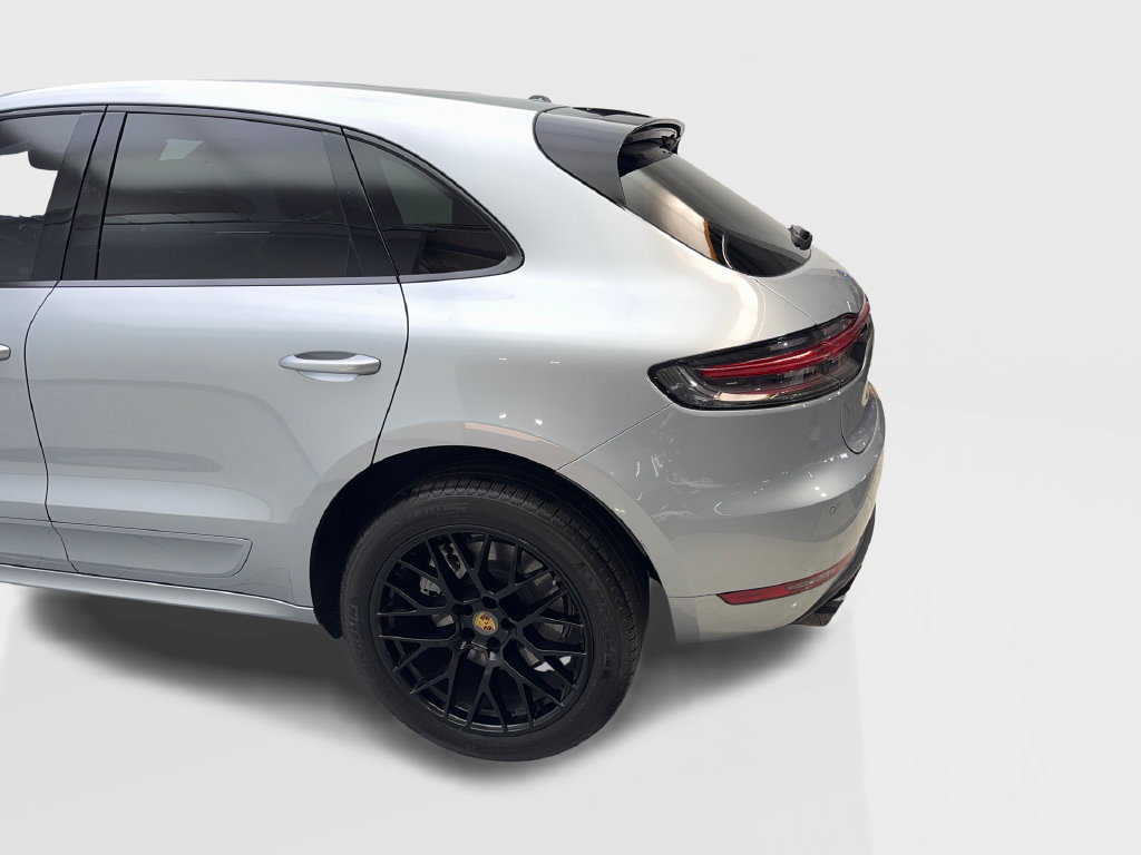 Used 2021 Porsche Macan Turbo AWD/4WD image 19