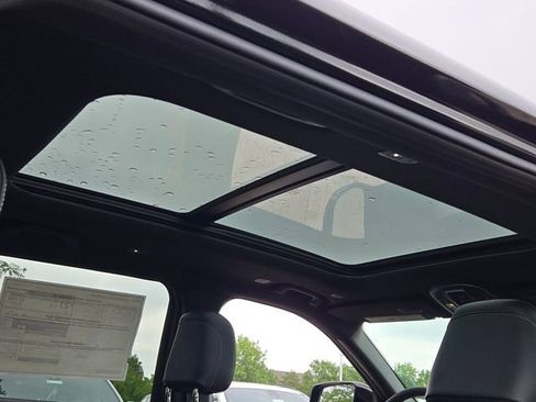 New 2025 Jeep Grand Cherokee L Limited w/ Black Appearance Package image 12