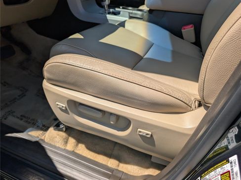 Used 2008 Toyota Sequoia Limited RWD image 25