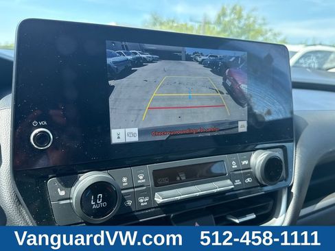 Used 2024 Toyota Grand Highlander FWD image 17
