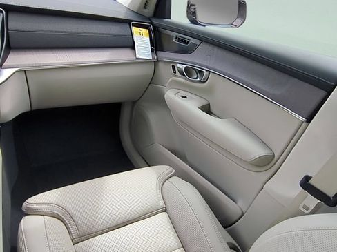 New 2026 Volvo XC90 B6 Ultra w/ Lounge Package AWD/4WD image 14