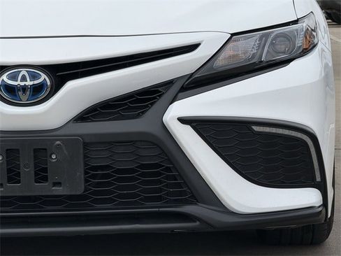 Used 2022 Toyota Corolla LE image 8