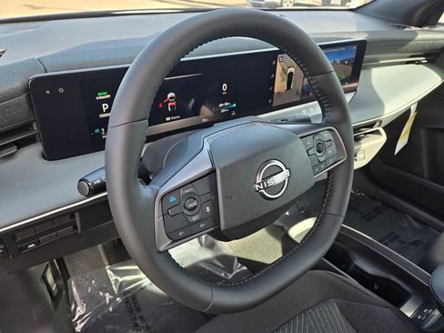 New 2026 Nissan Leaf image 6