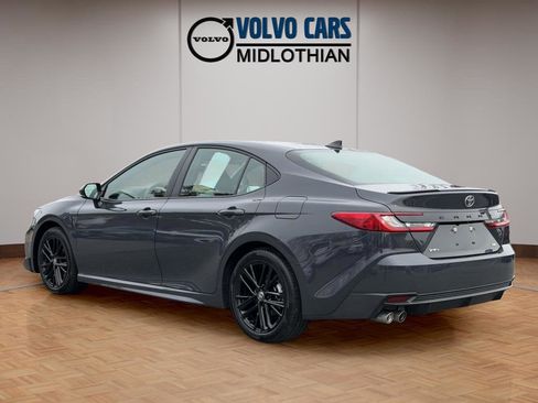 Used 2025 Toyota Camry SE image 22