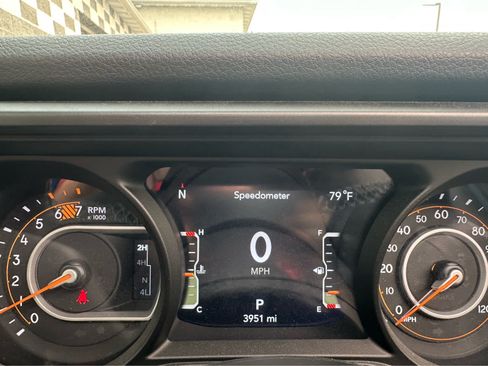 Used 2026 Jeep Wrangler Unlimited Sport AWD/4WD image 19