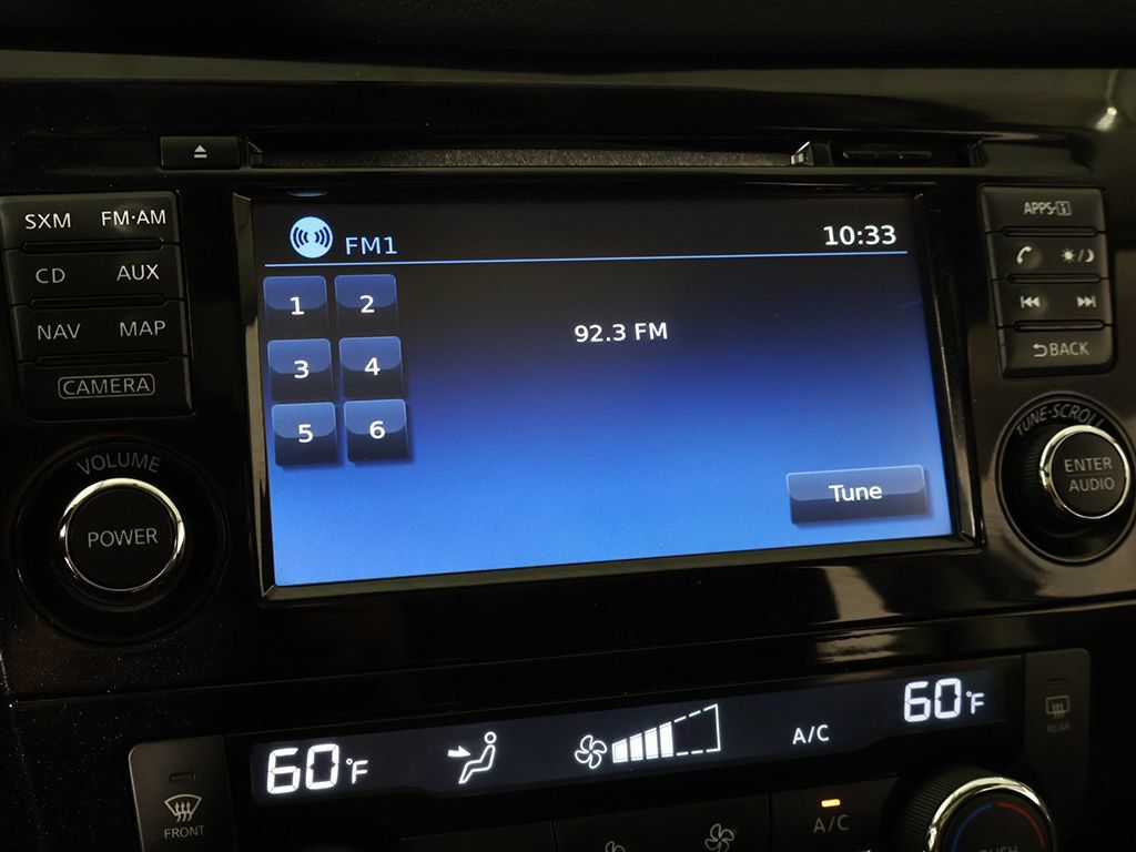 Used 2017 Nissan Rogue SV AWD/4WD image 45
