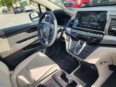 New 2026 Honda Odyssey EX-L image 8
