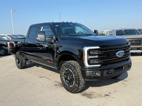 New 2026 Ford F250 4x4 Crew Cab Super Duty image 2