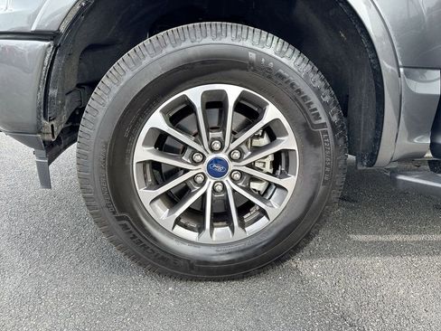 Used 2019 Ford F150 XLT w/ Equipment Group 302A Luxury image 27