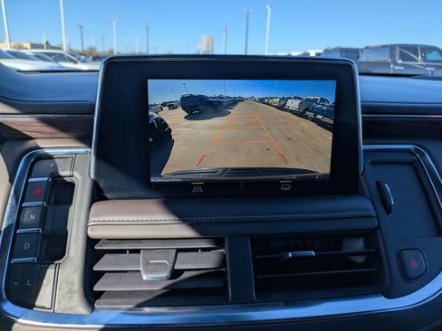 Used 2023 Chevrolet Suburban LT image 17