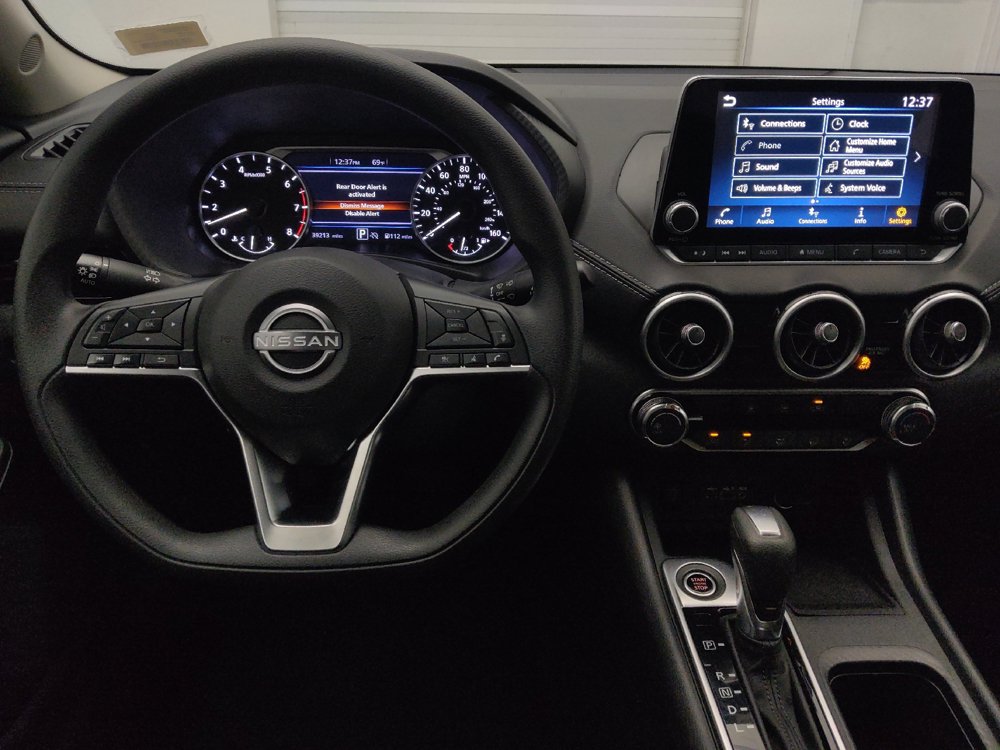 Used 2025 Nissan Sentra SV FWD image 22