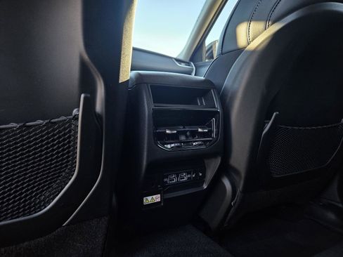 Used 2022 Jeep Grand Cherokee Limited image 30