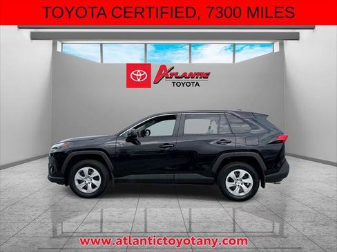 Certified 2025 Toyota RAV4 LE AWD/4WD image 4