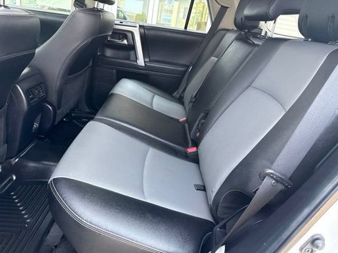 Used 2021 Toyota 4Runner SR5 Premium w/ Moonroof Package AWD/4WD image 23