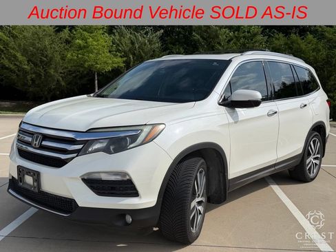 Used 2017 Honda Pilot Touring image 4