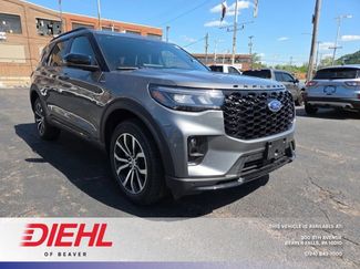 New 2026 Ford Explorer ST-Line AWD/4WD video 1