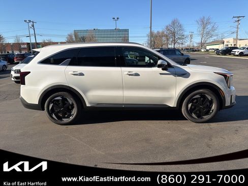 New 2026 Kia Sorento EX w/ EX Premium Package AWD/4WD image 5