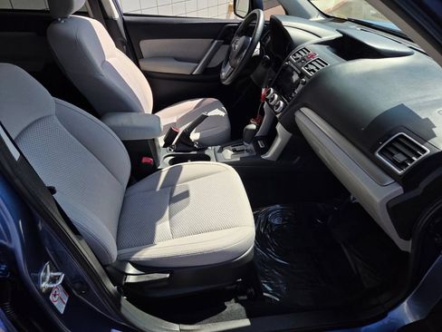 Used 2017 Subaru Forester 2.5i Premium AWD/4WD image 19