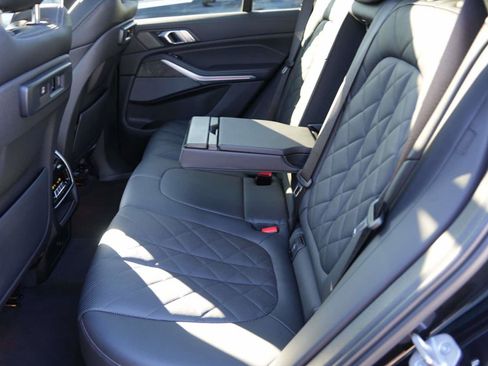 Certified 2023 BMW X5 sDrive40i w/ M Sport Package image 11