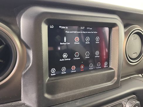 Used 2019 Jeep Wrangler Unlimited Sport S AWD/4WD image 19