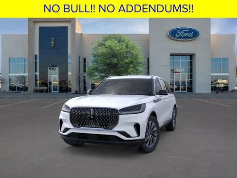 New 2026 Lincoln Aviator 2WD image 2