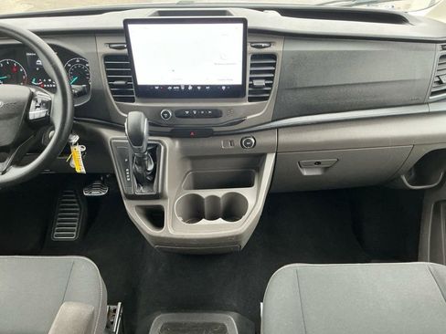 Used 2022 Ford Transit 350 XLT image 20