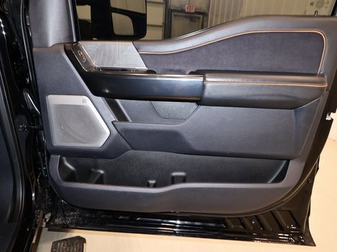 Certified 2024 Ford F250 Platinum image 20