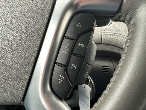 Used 2016 Chevrolet Traverse LT image 4