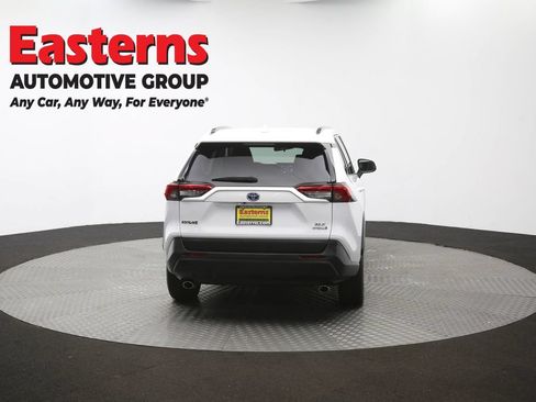 Used 2022 Toyota RAV4 XLE AWD/4WD image 37