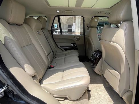 Used 2017 Land Rover Range Rover HSE AWD/4WD image 27