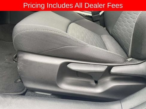 Used 2022 Toyota Corolla SE FWD image 22