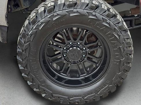 Used 2019 Ford F350 Lariat w/ Lariat Value Package AWD/4WD image 9