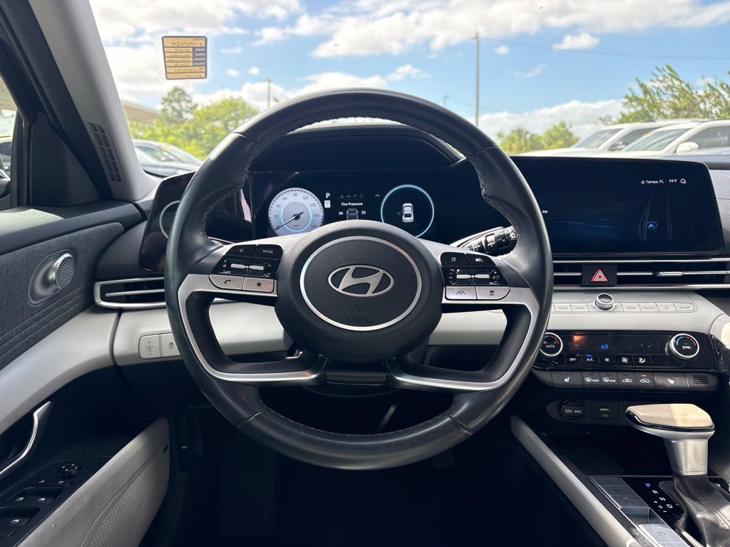Used 2024 Hyundai Elantra Limited FWD image 21